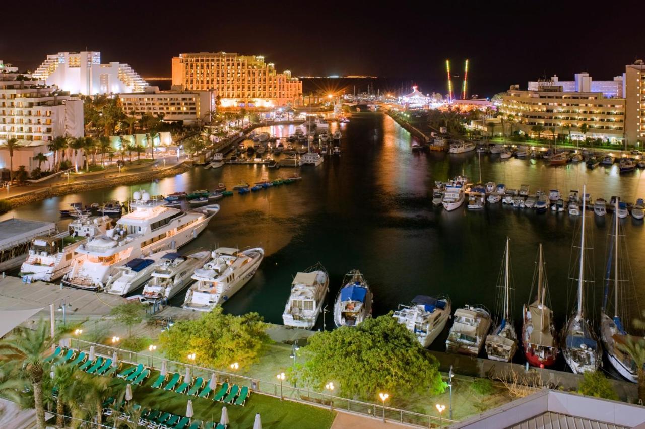 Vert Hotel Eilat By Afi Hotels Zewnętrze zdjęcie Marina del Rey at night